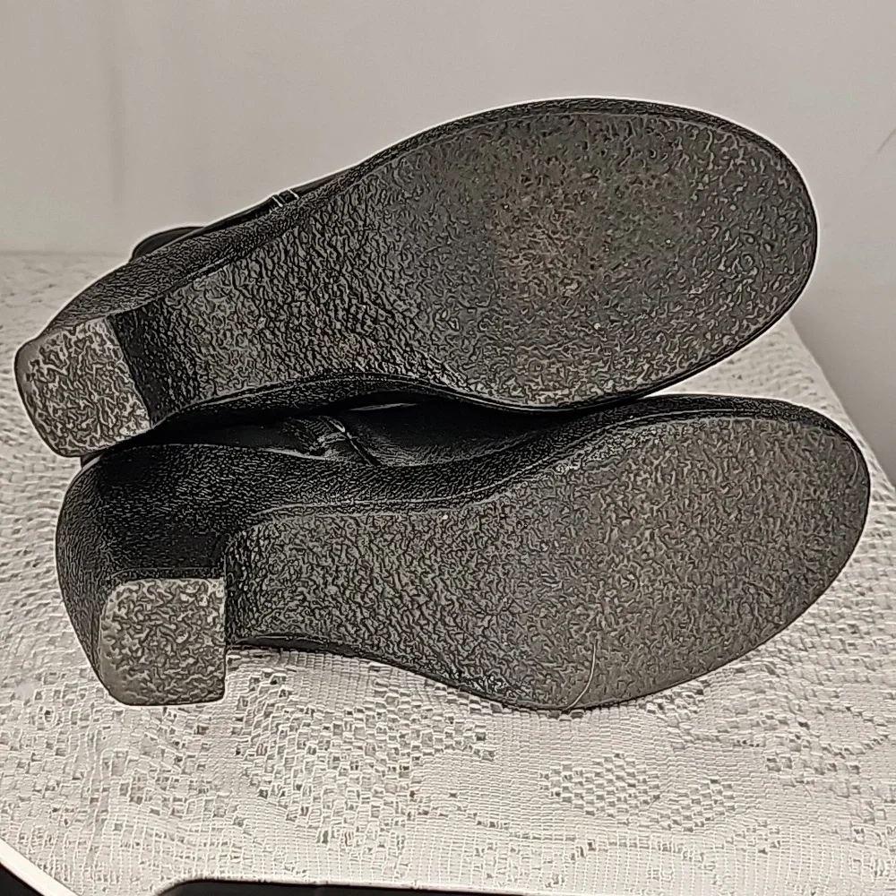 Viittorio D' Firenze zip up black leather heeled booties ankle boots sz 6.5